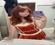 Dirty mirror selfie with my reindeer cosplay ?? from venusfawnn