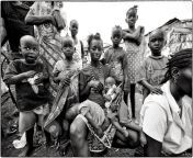This 38-year-old woman in Sierra Leone has five children, one in her arm, one on her thigh, two flanking her, and one with arms crossed over her chest. According to WHO, Sierra Leone has one of the highest maternal and infant mortality rates in the world. from www sex wap comabnur videox 鍞筹拷锟藉敵鍌曃鍞筹拷鍞筹傅锟藉敵澶氾拷鍞筹拷鍞筹拷锟藉敵锟斤拷鍞炽個锟藉敵锟藉•ny leone sex14y