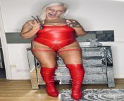 Mrs Claus has some Christmas gifts for you, lets hope youve been a good sissy this year so your ass and balls can receive them from shemale ass and balls shaking
