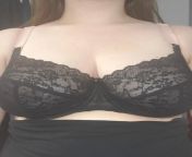 Should I remove my bra and post a photo of me braless? from karinakapor remove bra hd xxx sex photo