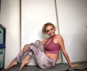 Rise and Shine it&#39;s time for some yoga AshleeGraham.com from odia yoga ason com