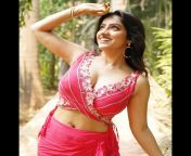 Deepika Singh rare glimpse of yummy armpits and mommy navel from xxnx deepika singh sandhya rath