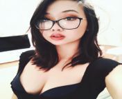 Deep nerdy Asian cleavage with glasses from hot mallu aunty show cleavage with neighbor