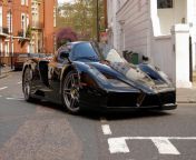 Black Ferrari Enzo rolling in London(2160x1326) from wwe sex rolling in girl xxx
