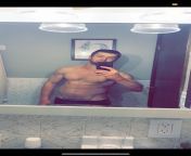 Bath room selfies hit different from bdeshe xia sex commuidden bath room cam