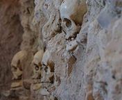 Skull Tower, Nis, Serbia - a rebel leader trying to defeat the Turks triggered a massive explosion which killed him, his men and all the Turkish soldiers. The Turks used the dead rebels’ skulls to decorate a 15-foot-high stone tower which the Turks builtfrom sevcan kıraç ifşa turks