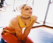 [Buffy the Vampire Slayer, 1992] Kristy Swanson from pelenope cruz jamon jamon 1992