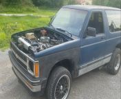 Captain&#39;s own personal Shitbox. 1991 2dr/2wd S10 Blazer. Lm7 N2O 5.3 swapped, carb swapped intake, 650 mighty demon carb, victor jr intake, BTR truck cam, Amazon special shorty headers, trans brake th400 filled with Coan parts, custom converter from A from carb ban