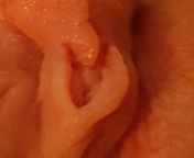 Extreme clit close up [F] from wet clit close up