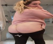 Some bbw booty for your Monday ? from mega pear bbw booty