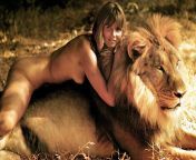 Susan Backlinie, who was famously eaten at the beginning of &#34;Jaws&#34;, is shown here posing with an African Lion ... &#34;Paws&#34;? from hardcore with womanww sanny lion comwxxcomap wxx bhabhi