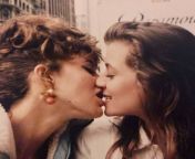 Jennifer Grey makes out with Mia Sara between takes filming on the set of Ferris Bueller&#39;s Day Off in 1986 from mia sara hot