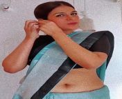 Shraddha Das navel in blue saree and black blouse from aunty sex mallu blue saree