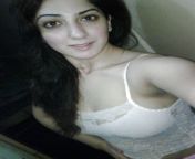 PAKI BABE HUGE BOOBS ?? from paki girl exposing boobs