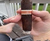 Roma Craft Neandrathal San Andres. Not a fan of Roma Craft but I will try anything thats San Andres. Overall, this is an enjoyable stick. Fantastic burn, loose draw with clouds of smoke. Tasty and perfect size for a 30 min coffee break. from bagas craft