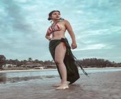 Amala Paul showing navel in bikini from tamil actress amala paul blue filmaunty in saree fuck a little sex 3g