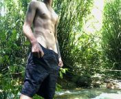 Fui nadar pelado em um riacho em meiomata from jovem pelado