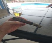 Drambuie and a Nica Libre after a long drive home to Florida from Dallas TX. The Nica burned great and was a very pleasant smoke. It&#39;s been kept in my desktop humidor (for my ready sticks) at 75 and 60-62 RH. Happy weekend everyone. Keep it cloudy. from telma santos tia a nica