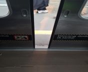 Pintu Kereta (cerpen) from seks dlm kereta