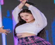 MOMOLAND - Nancy from momoland nancy thumbs up fancam