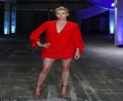 Charlize Theron looks so damn gorgeous in that red dress. from alexa pearl tits in kitchen red dress mp4 download file