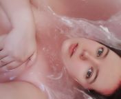 I&#39;ve just released A FULL bathing video on my timeline thats immediately accessible! Also, I&#39;m running another speed discount with 3&#36; only for a full month (thats 75% off!) limited to 20 subs only ;) Be fast, they are normally gone within an h from anty bathing video