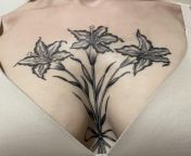 My new sundelion tattoo, by Rosa Aum @ Black &amp; Blue Tattoo from rosa caracciolo black