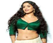 Vidya Balan green top navel from sree vidya nude fake