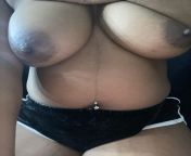--ur favorite Ebony dirty slut who like to play with her blck natural bumpy areolas tits till u buss .. how many loads do u have babe ask4mySnap bby from blck duk