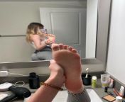 Where are my foot lovers? ? top 19% foot model, face reveal, toe sucking, and collab with BFF ? from latin foot model