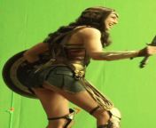 I havent jerked to Gal Gadot nearly enough and I think I should change that from haven tunin