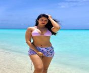 Shobhita Rana showing navel in bikini from rana videosongs