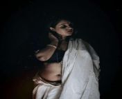 Rohini Chatterjee navel show from aunty navel show xxx