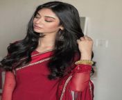 Noor Zafar Khan in red saree from beautiful anam in red saree sundari hot fashion video 2021