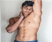 Do we like the smooth armpits on this Sri Lankan supermodel ? from sri lankan actress maheshi sex