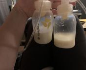 Would anyone be interested in buying breast milk!? Message me [Selling] I also sell other content as well from desi girl breast milk feeding videounjabi sex3
