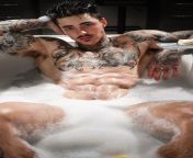 @Jakipz if you wanna join me in the tub from jakipz cum
