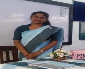 Hot sexy teacher in saree from kolkata maniktala sexy hot boudi saree petticoat