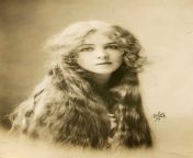 1912 portrait of Ione Bright, popular US stage and silent film actress, born in Angels Camp, Calaveras County, California. from xxx sab tv tapu and sonui pallavi actress nude sexual pussy