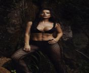 Abs and tits in jungle from pooja in jungle sexi thigh longing