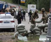 The situation in Moscow: fortifications and machine-gun emplacements are being erected, equipment is moving around, even the police with batons have been released Police officers of the Moscow region were armed with a machine gun, helmet and body armor. from the vdo thai open girlvirgin and thai