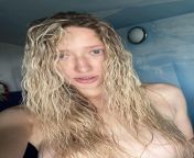 Mu nude selfie after shower with wet hair from desi teen babe nude outdoor after shower fuck