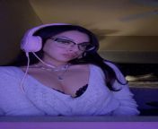 Cute gamer girl ready to have her buttons smashed from indian cute hot girl try to fucking her boyfriend sexy
