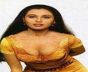 Rani Mukherjee, Beautiful cleavage when young from rani chtrji bojpuri