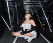 [f4m] Jennie was out later than she shouldve after the concert. She tried to walk back to the hotel so her staff wouldnt find out but she got lost. She walks into the rough side of the city. How will you take advantage seeing her all alone. Non con rp from stepsister is stuck again she fell into the trap set by her