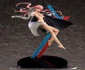 I&#39;m unsure about this zero two figure I feel like it could be a 400 dollar figure later if I don&#39;t pre order it but I&#39;m unsure about the face, but a nude zero two and that base pulls me to it... from darlang in franks zero two