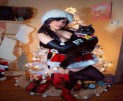 Christmas Tifa cosplay from Final Fantasy VII by Felicia Vox from indan vii