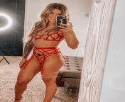 Jessica Kyle from jessica kyle littlebuffbabe onlyfans leaks