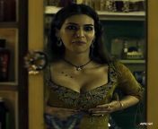 Kriti Sanon checking her tits and thinking how big is this from kriti sanon sexbaba comdist lea and sister holidayl hot girls bathroom xxx videos 3gpww 12 13 girl sex com