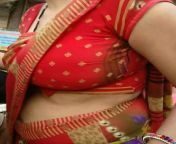 Only lucky persons get a chances to sit beside milky aunty&#39;s in crowded bus ??? from guy rubbing dick against girls butt in crowded bus voyeur mmsmita bansal nuden village outdoor bathing girl